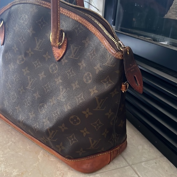 AUTHENTIC Louis Vuitton Lockit Horizontal Monogram Canvas Shoulder Bag - Picture 2 of 12